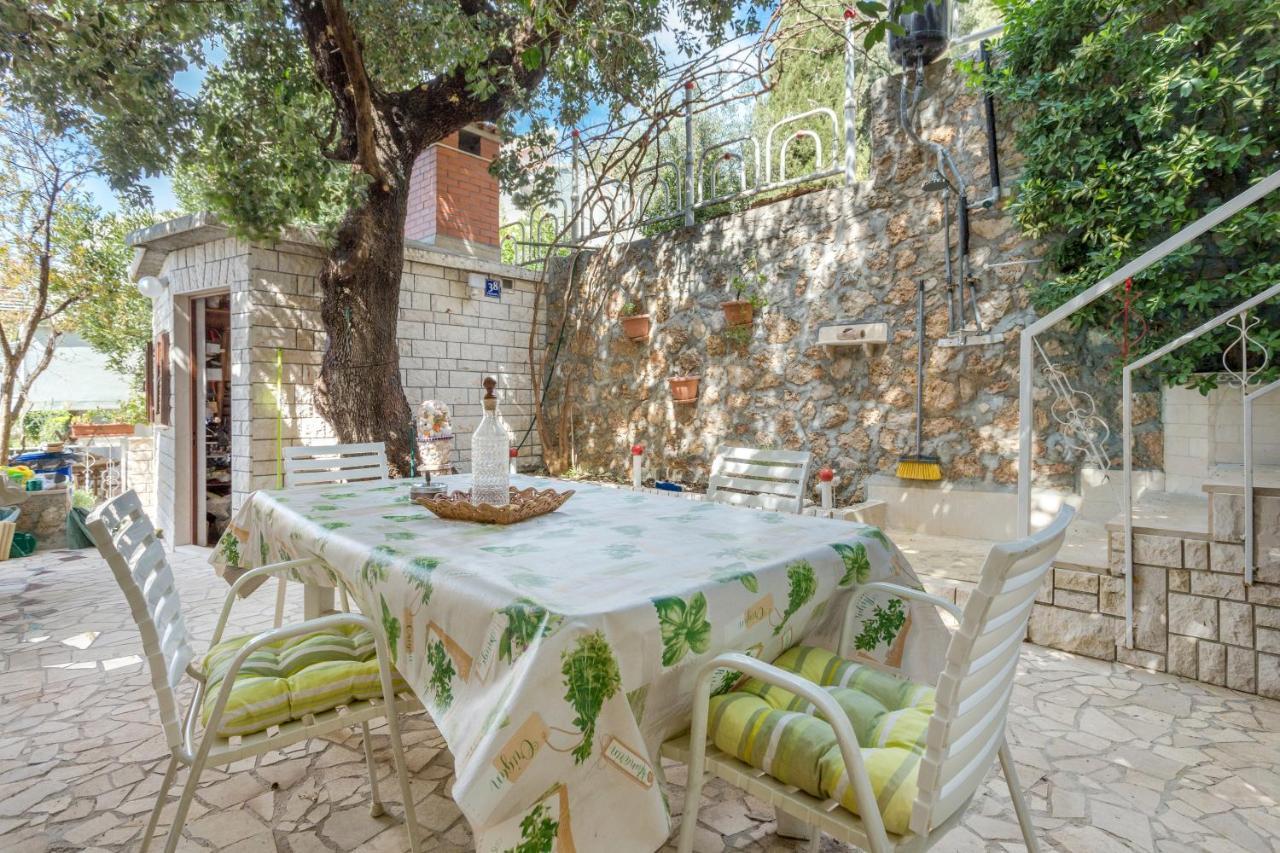 Apartments By The Sea Stanici, Omis - 1028 Tice Εξωτερικό φωτογραφία