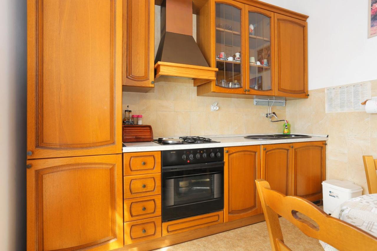 Apartments By The Sea Stanici, Omis - 1028 Tice Εξωτερικό φωτογραφία
